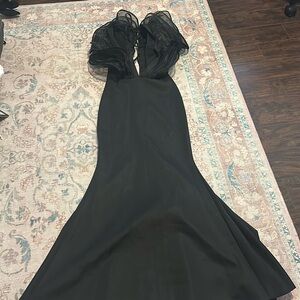 Giffniseti Black womens gown